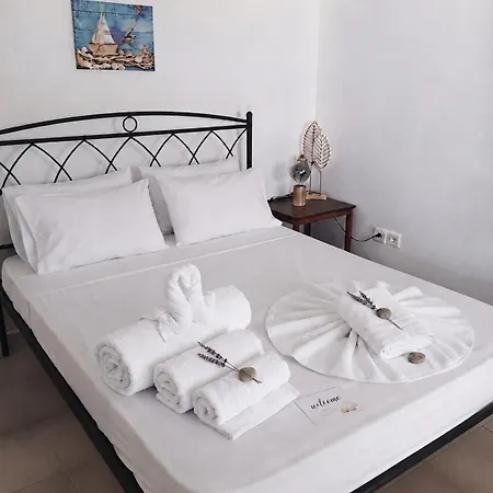 Kiki Prassa View Cozy *
