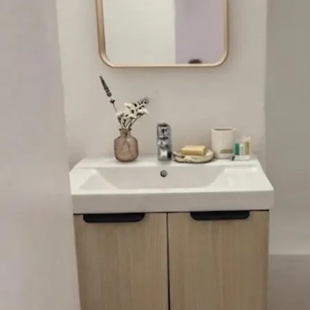 Kiki Prassa View Cozy